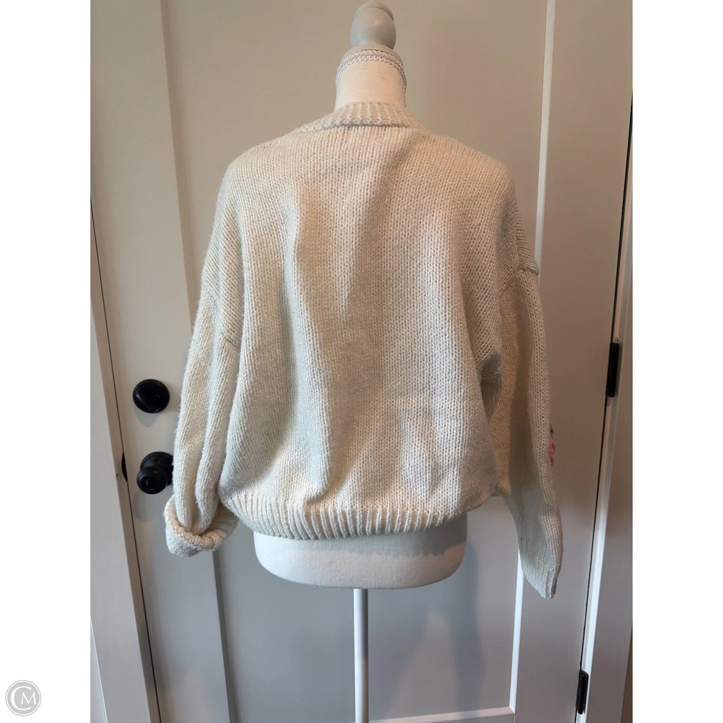 Sweater Cardigan By Clothes Mentor In White, Size: M