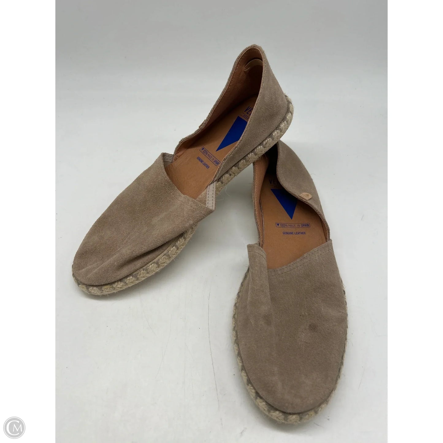Shoes Flats By Clothes Mentor In Tan, Size: 10