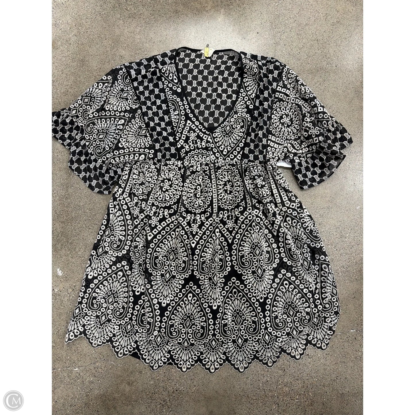 Dress Casual Short By Akemi And Kin In Black, Size: 2