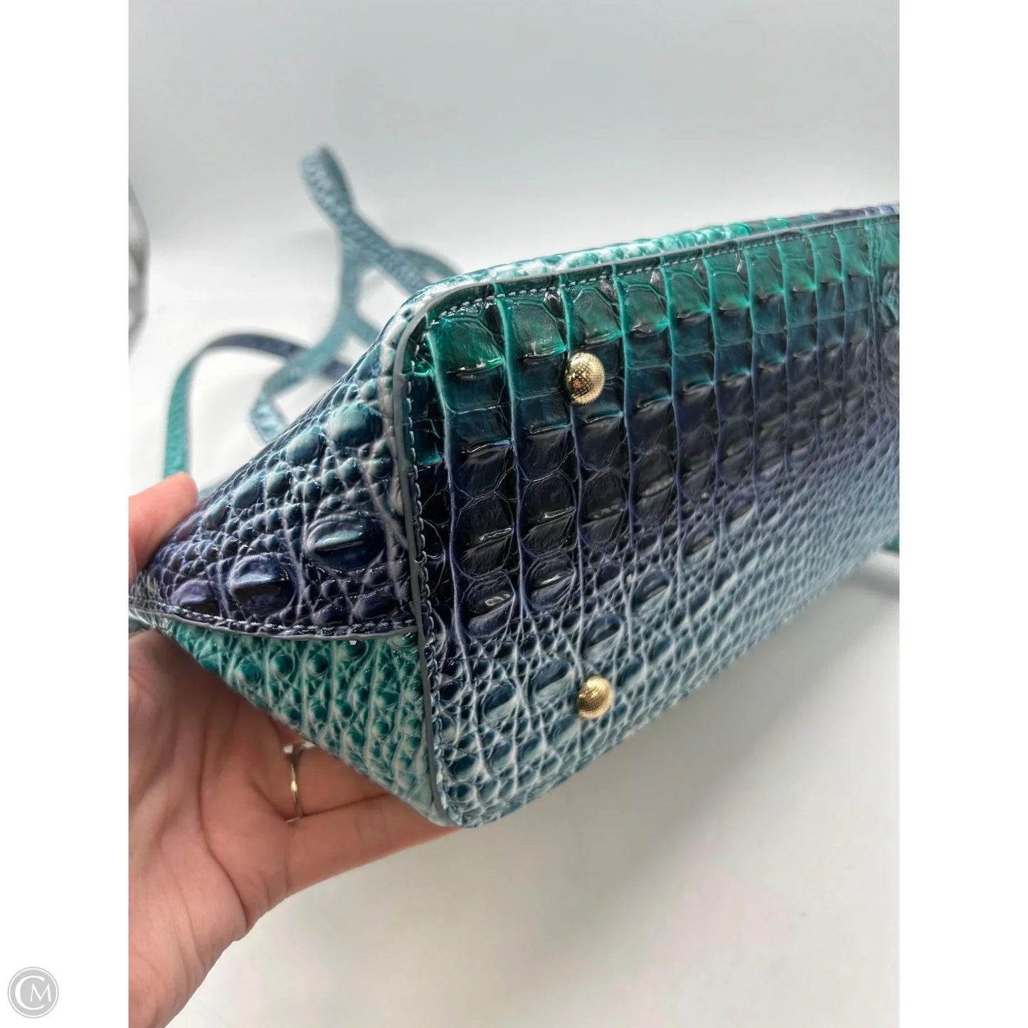 Crossbody By Clothes Mentor, Size: Large