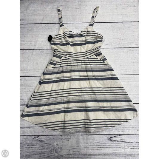 Dress Casual Short By Jun & Ivy In Cream, Size: M