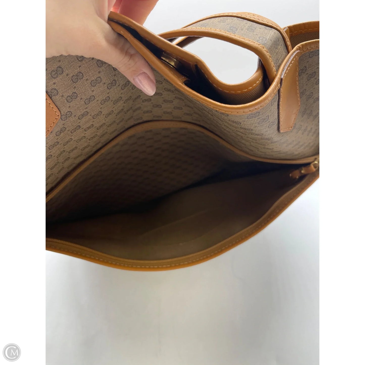 Tote Luxury Designer By Gucci, Size: Large