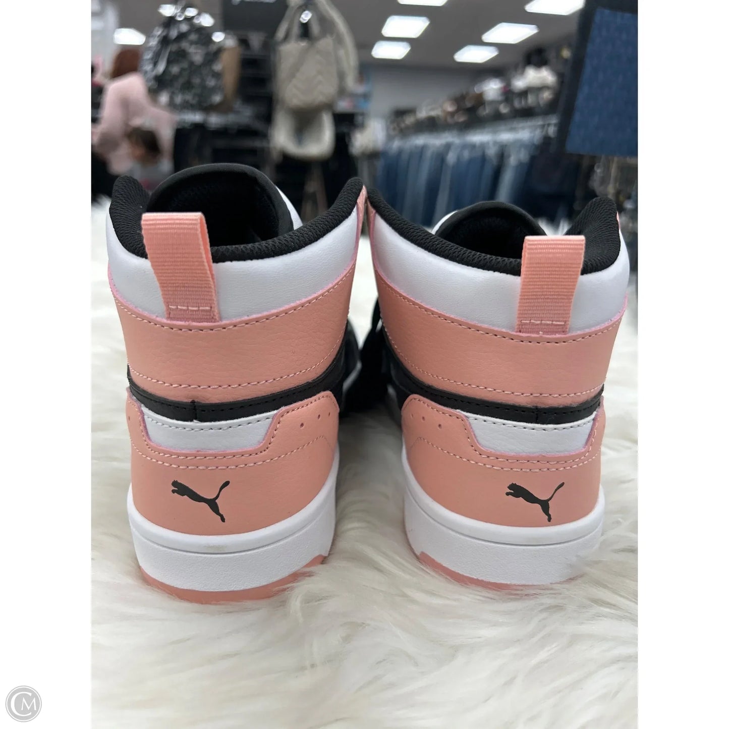Shoes Sneakers By Puma In Pink, Size: 7