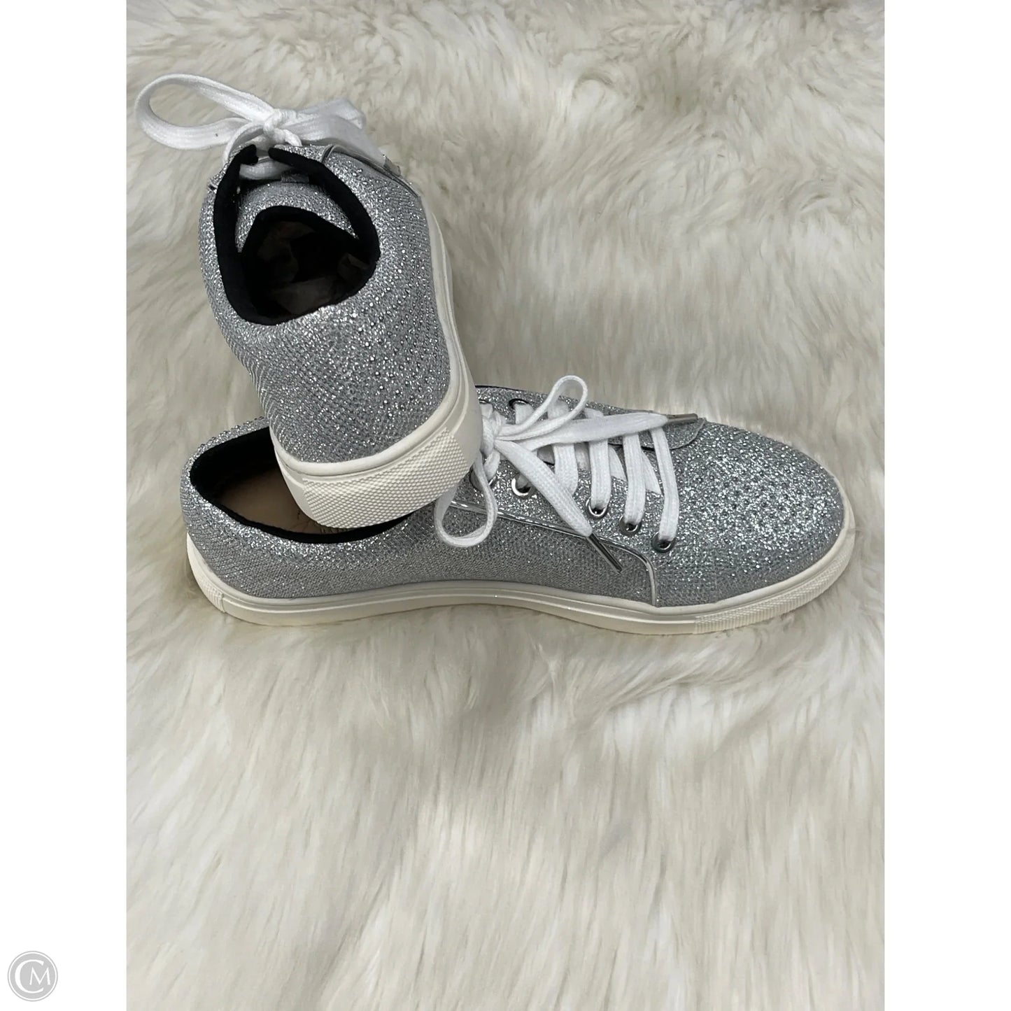 Shoes Sneakers By Badgley Mischka In Silver, Size: 8