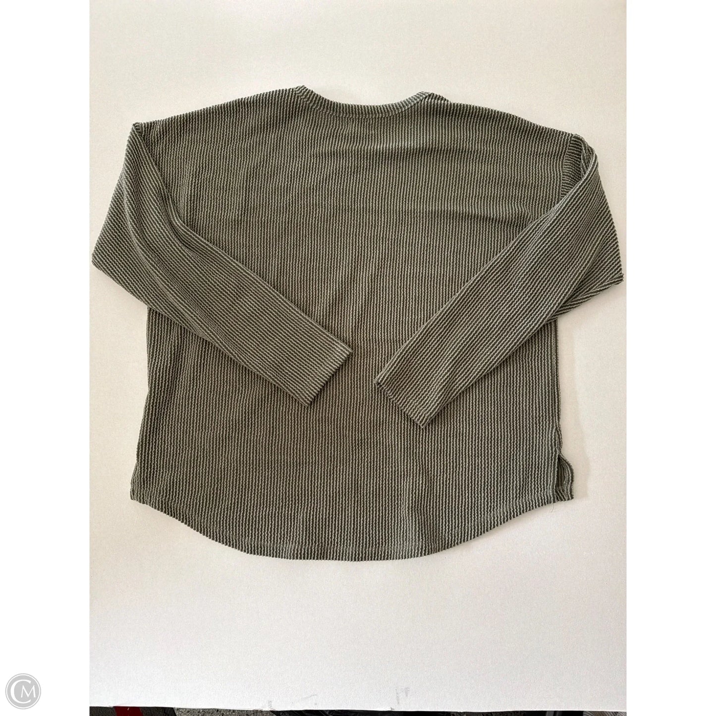 Top Long Sleeve By Maurices In Green, Size: L