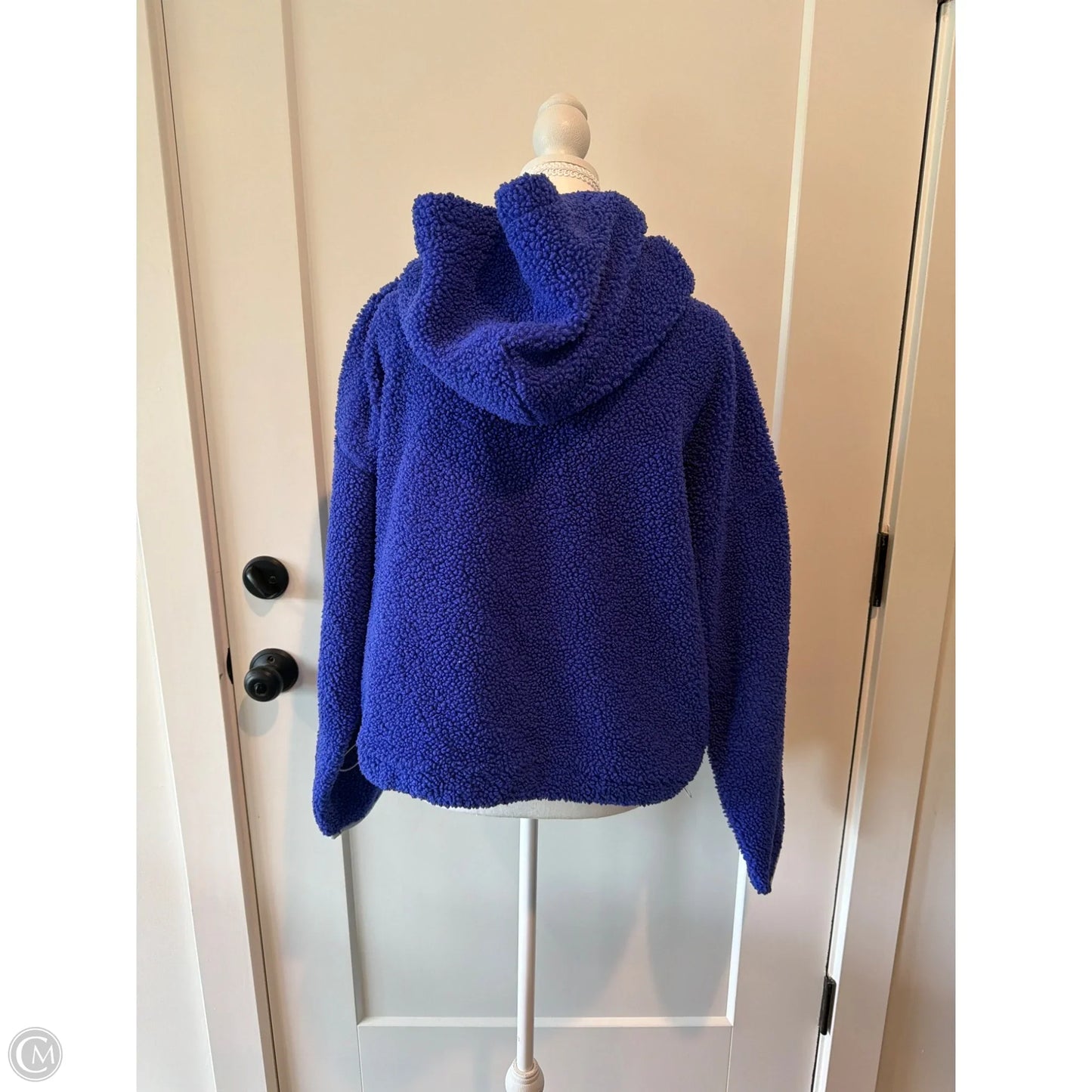 Sweatshirt Hoodie By Wild Fable In Blue, Size: L