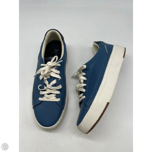 Shoes Sneakers By Clothes Mentor In Blue, Size: 7