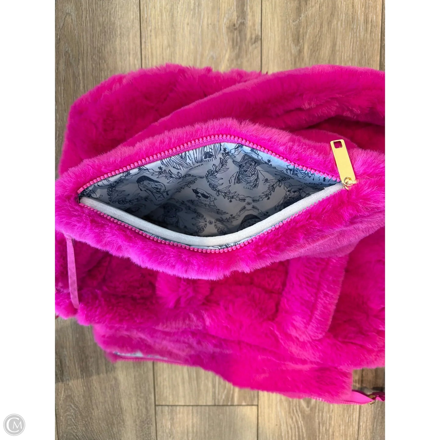 Tote By Clothes Mentor, Size: Large