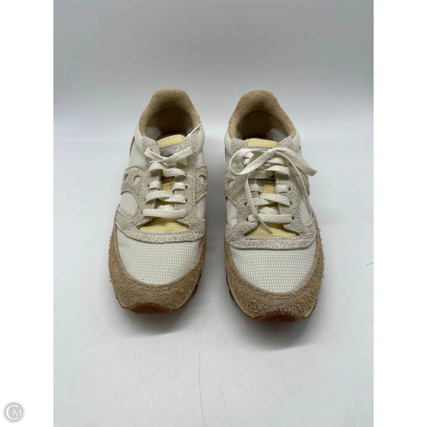 Shoes Athletic By Saucony In Cream, Size: 8.5