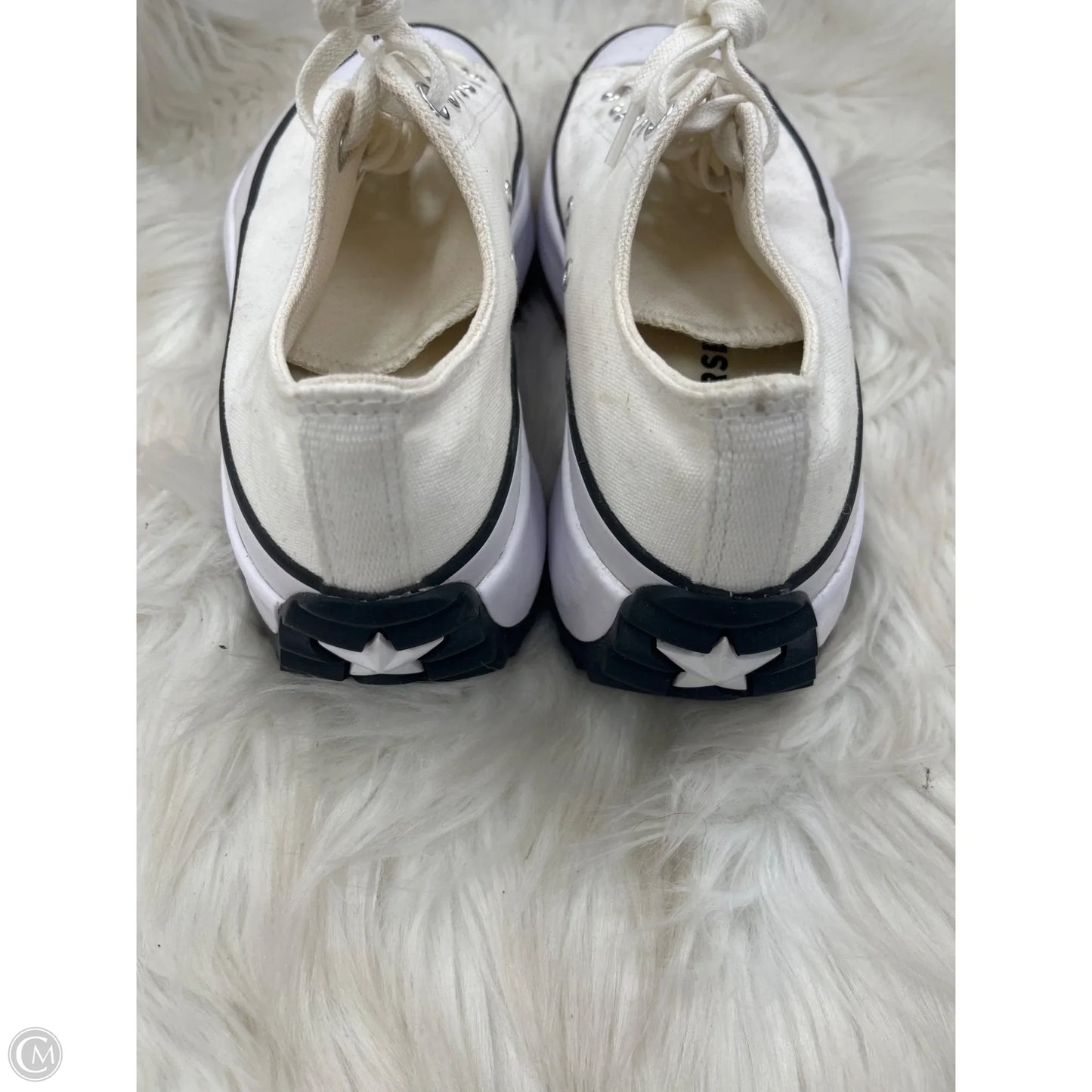 Shoes Sneakers By Converse In White, Size: 10