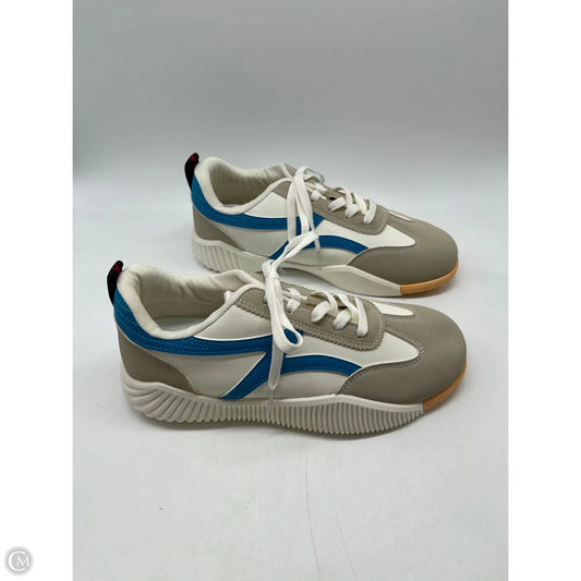 Shoes Sneakers By Clothes Mentor In White, Size: 10