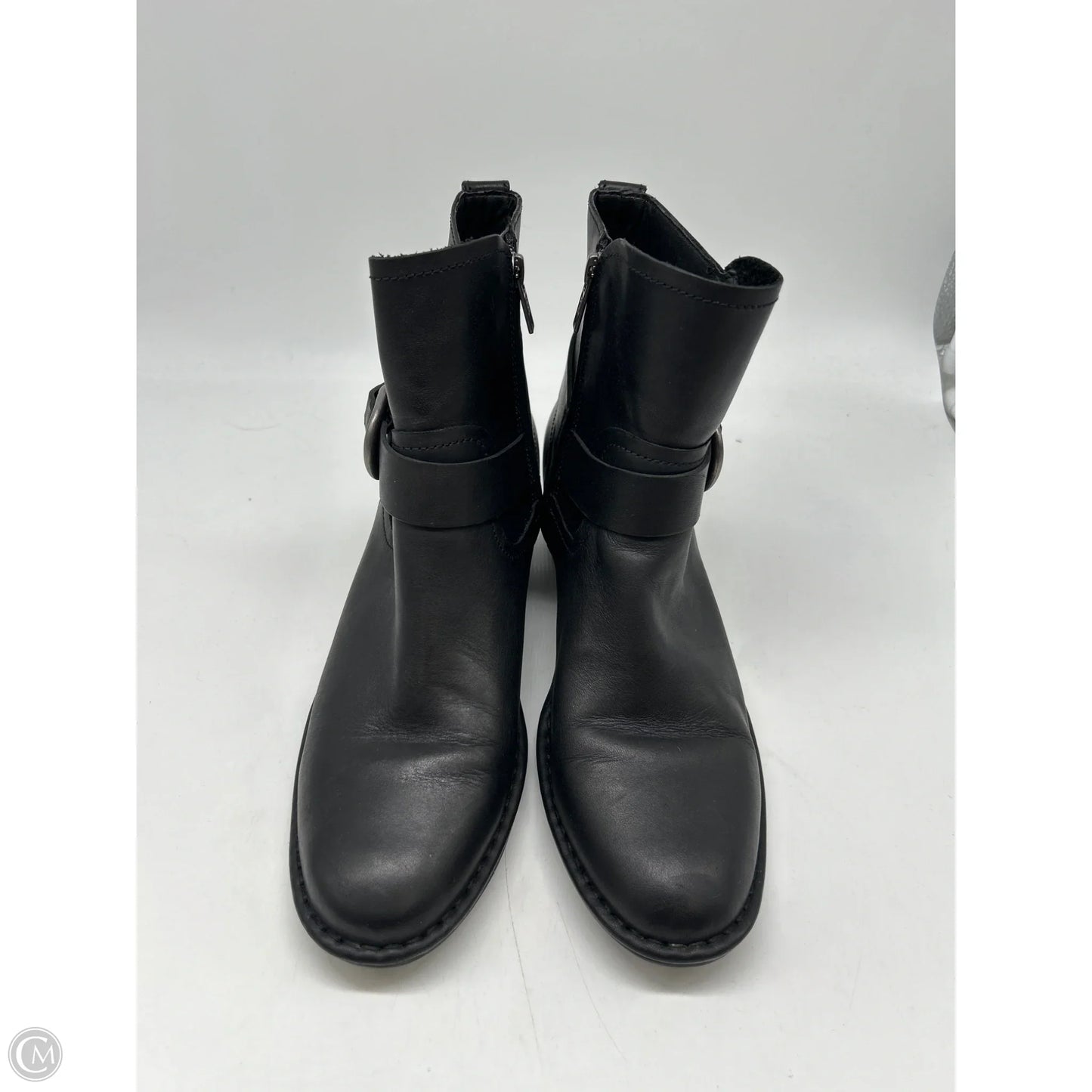 Boots Designer By Ugg In Black, Size: 9