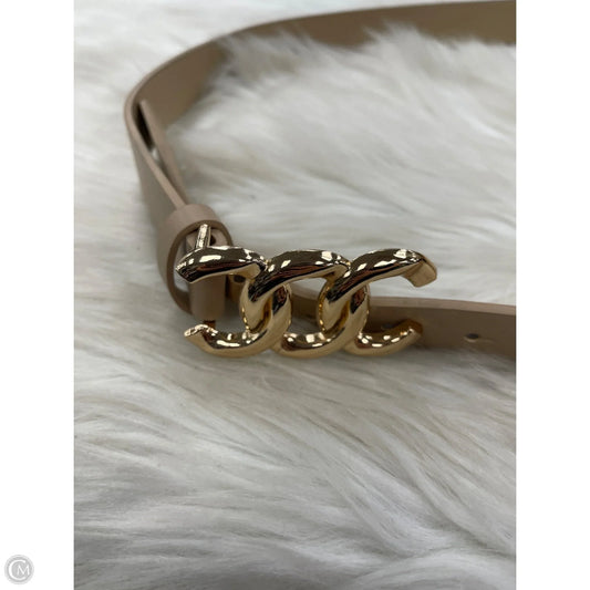 Belt By Clothes Mentor, Size: