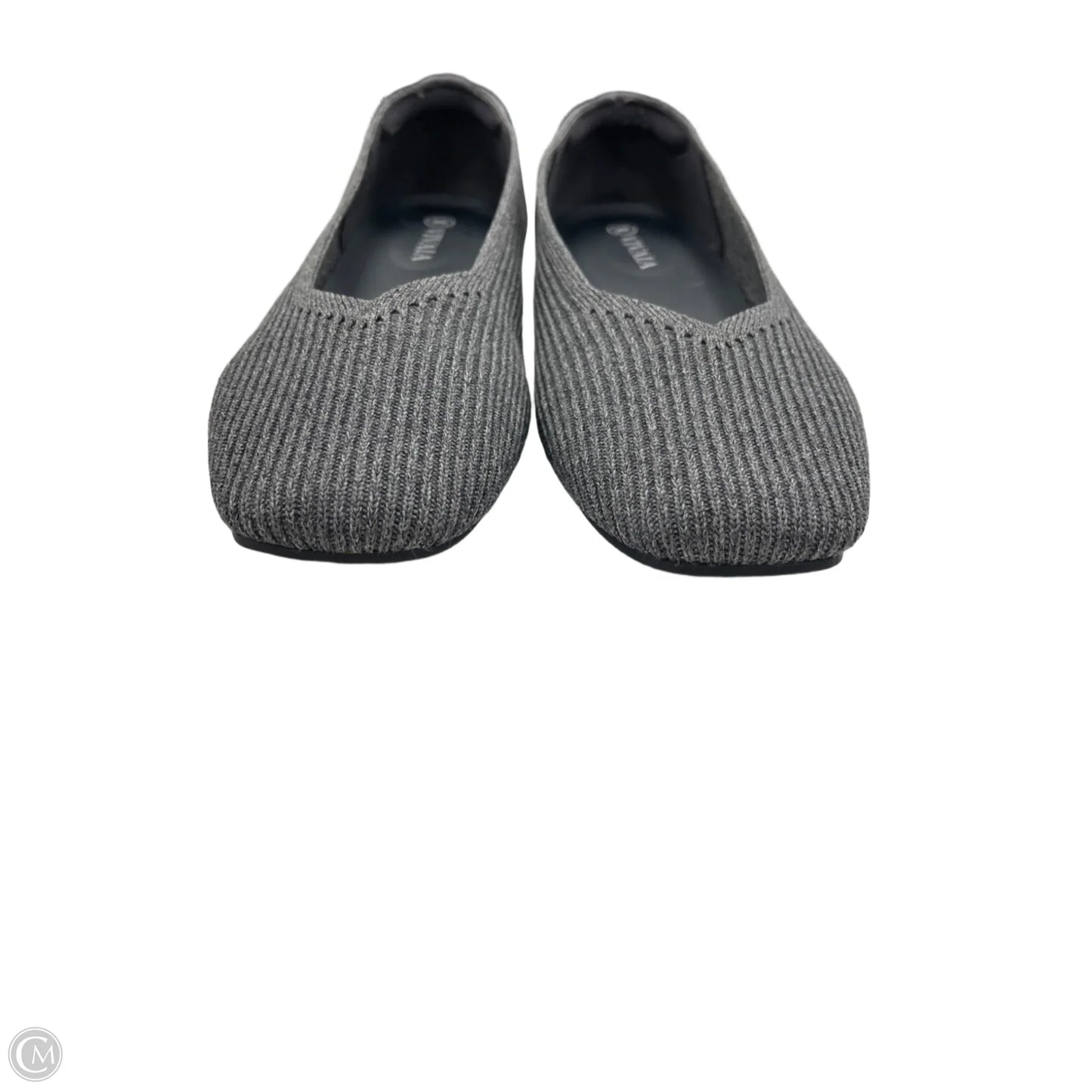 Shoes Flats By Cma In Grey, Size: 6