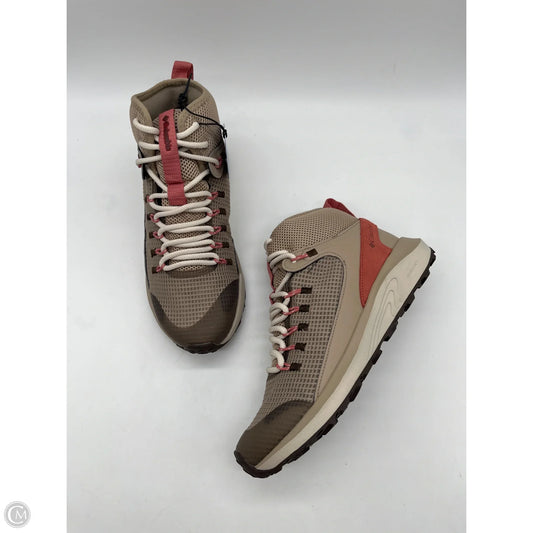 Shoes Hiking By Columbia In Tan, Size: 8