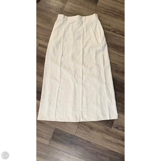 Skirt Maxi By Clothes Mentor In White, Size: 1x