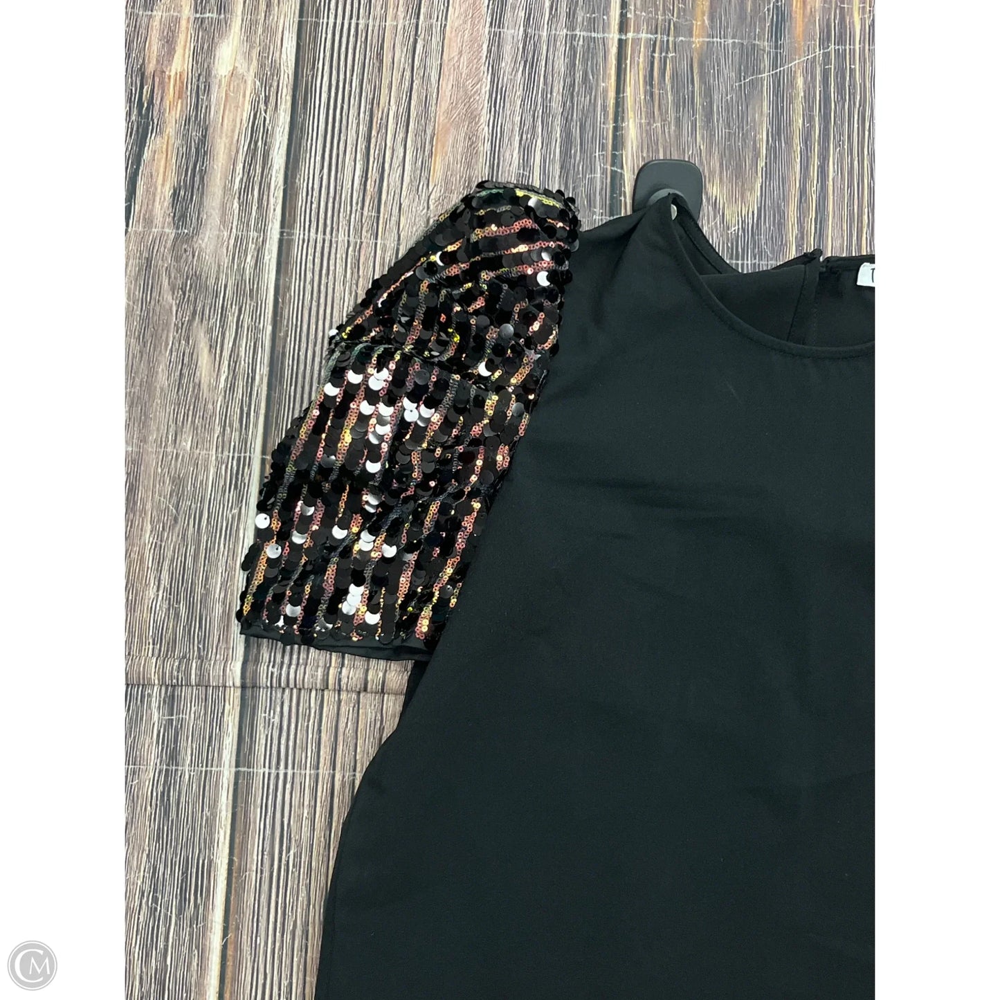 Top Short Sleeve By Tcec In Black, Size: L