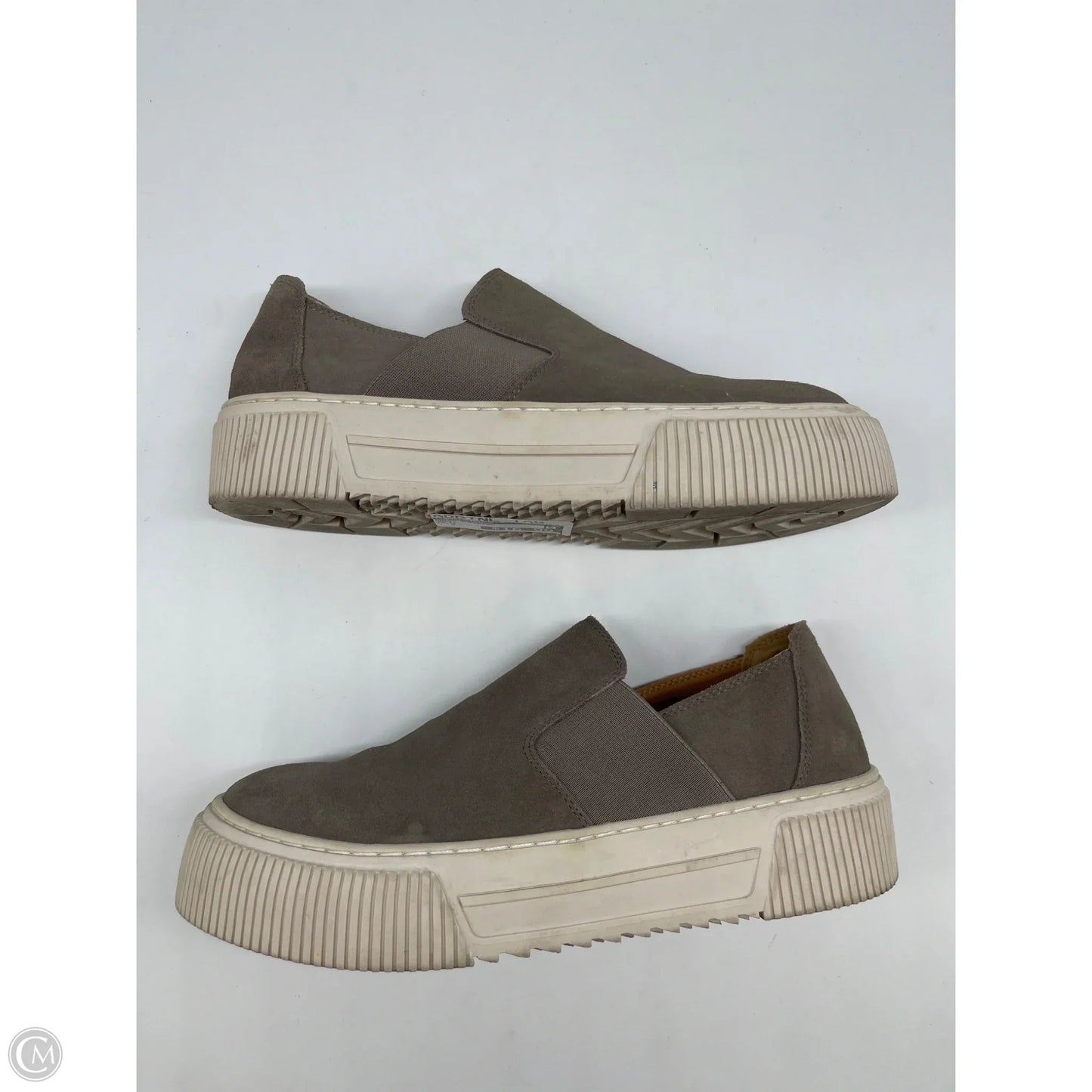 Shoes Sneakers By Crown Vintage In Grey, Size: 9