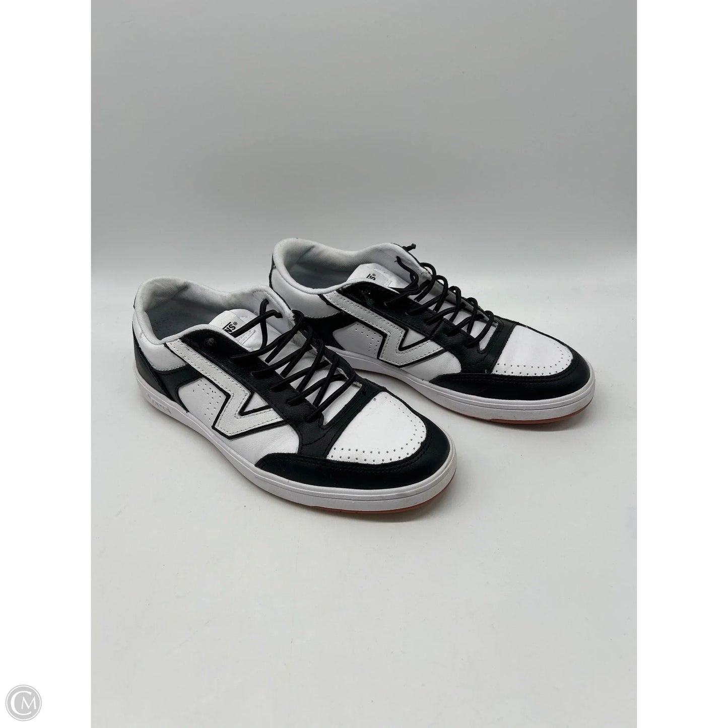 Shoes Sneakers By Vans In Black & White, Size: 9