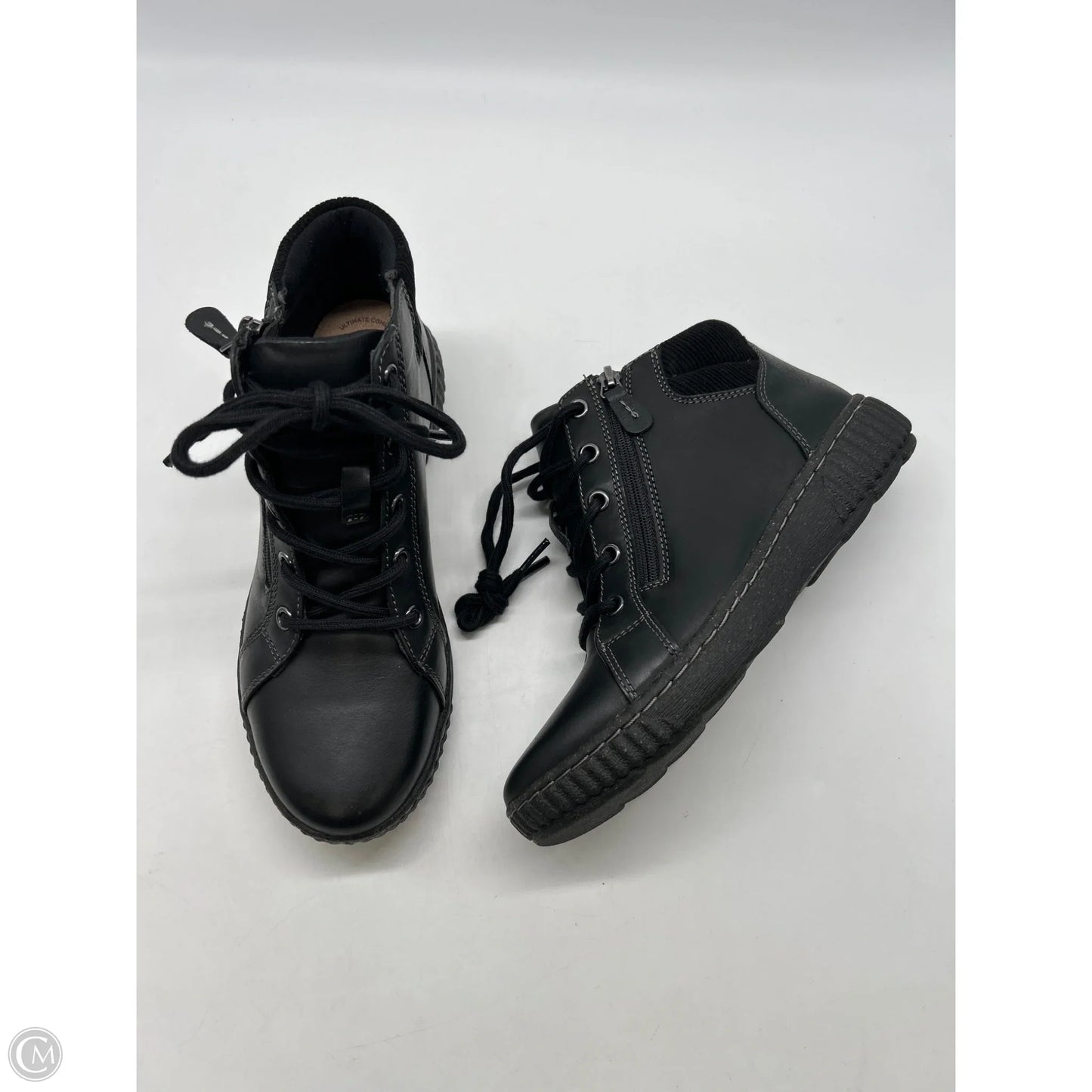 Boots Ankle Flats By Clarks In Black, Size: 7