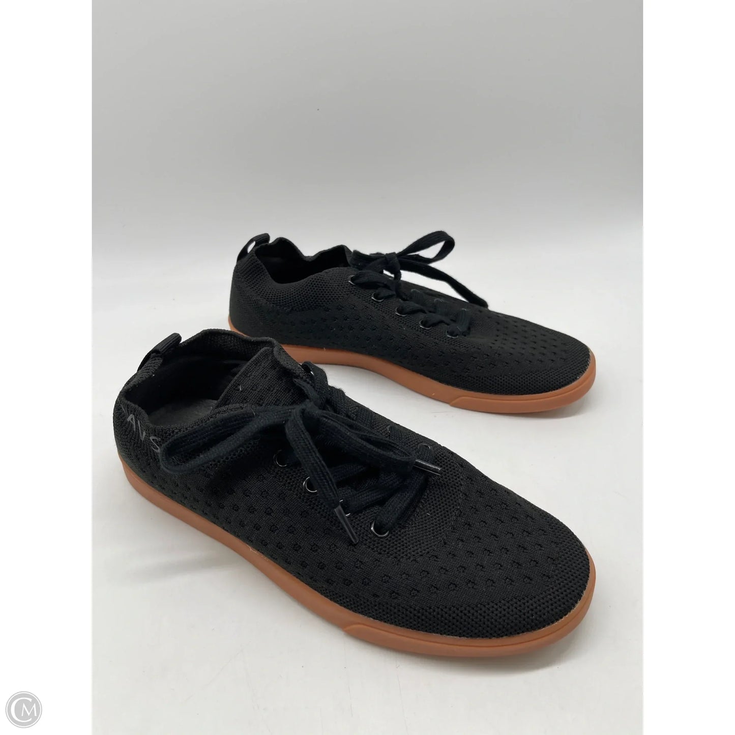 Shoes Sneakers By Clothes Mentor In Black, Size: 6.5