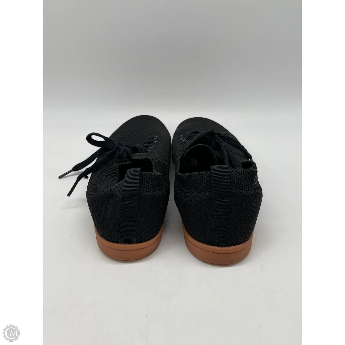 Shoes Sneakers By Clothes Mentor In Black, Size: 6.5