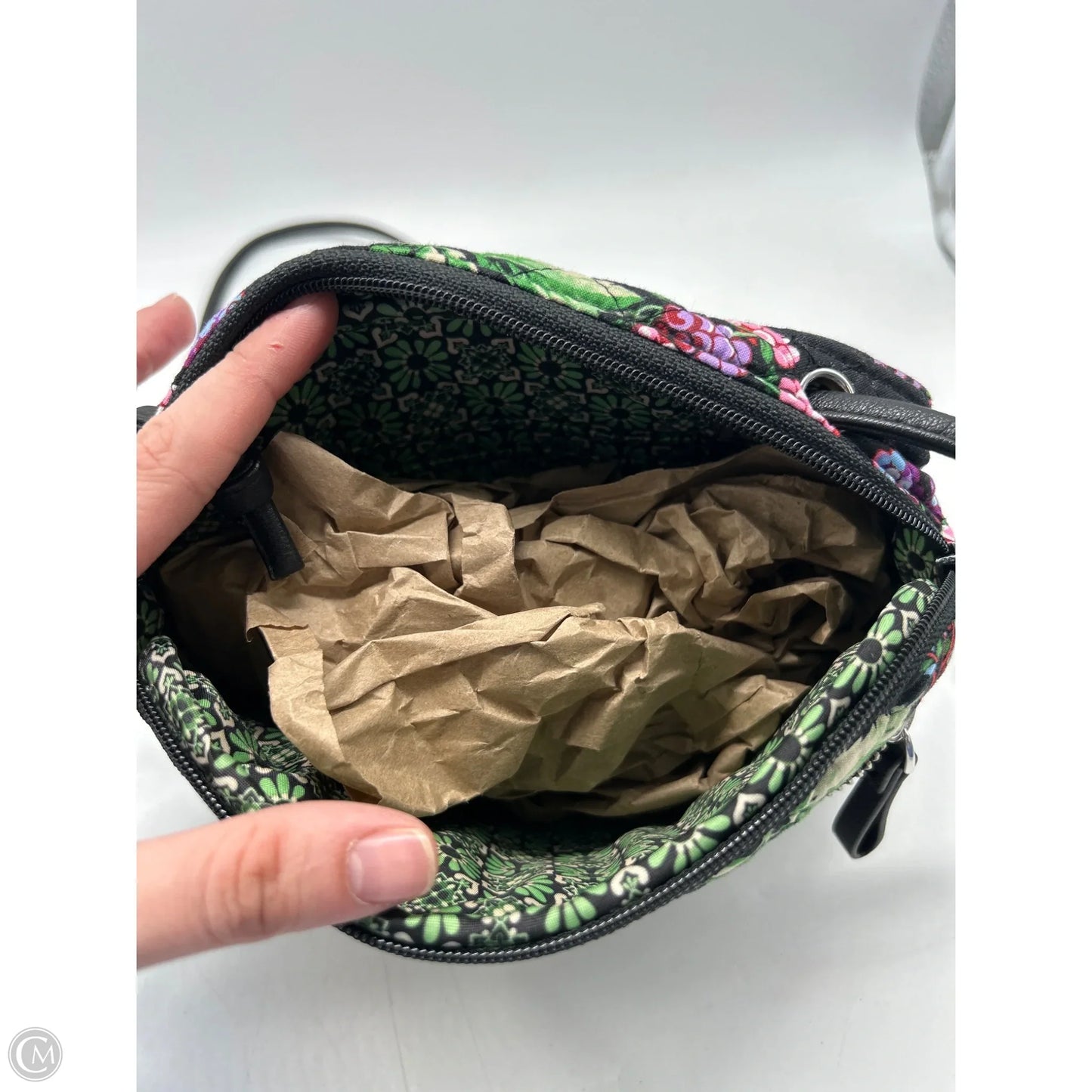 Handbag By Vera Bradley, Size: Small