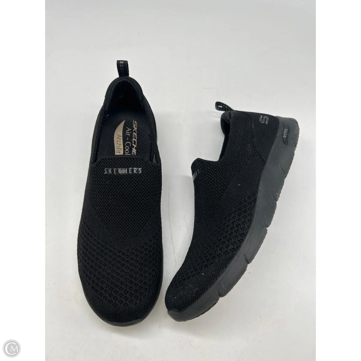 Shoes Sneakers By Skechers In Black, Size: 6.5