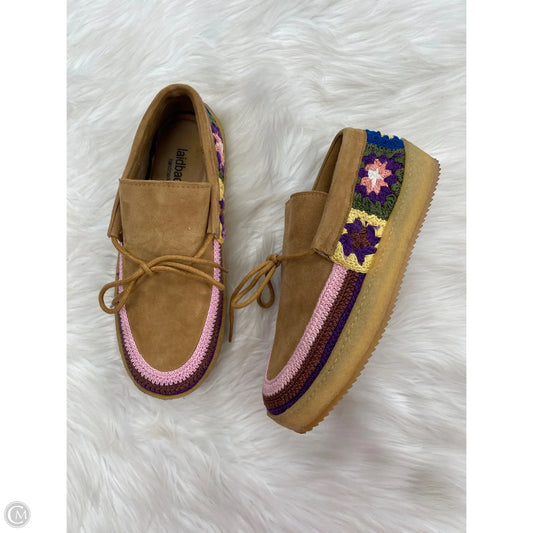 Shoes Flats By Clothes Mentor In Tan, Size: 7.5