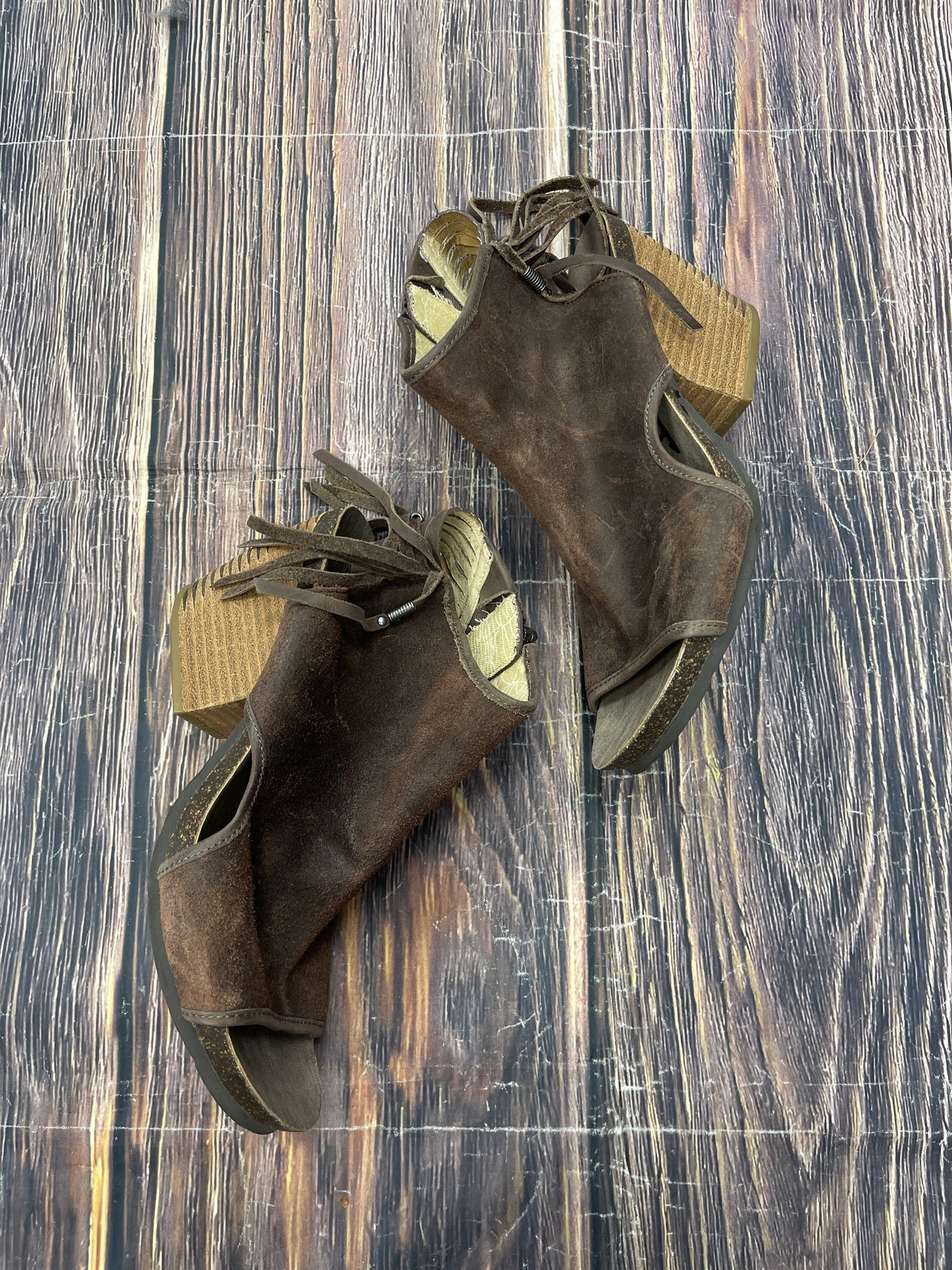 Sandals Heels Block By Otbt In Brown, Size: 8.5