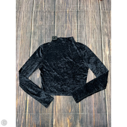 Athletic Top Long Sleeve Collar By Lululemon In Black, Size: 6