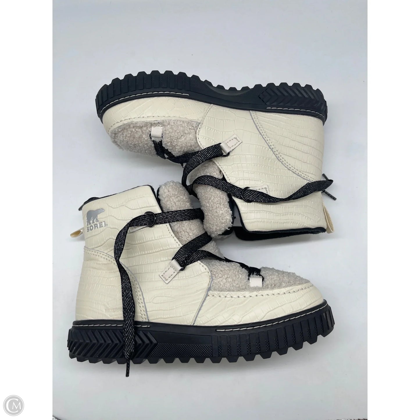 Boots Ankle Flats By Sorel In White, Size: 9.5