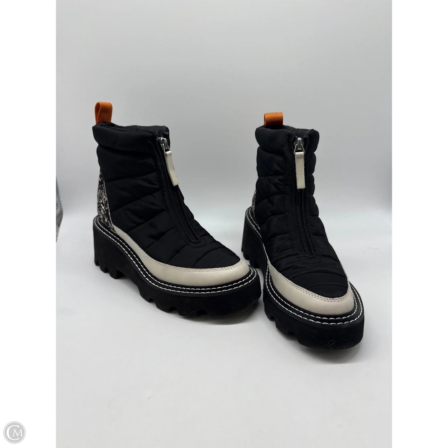 Boots Ankle Flats By Dolce Vita In Black & Orange, Size: 7