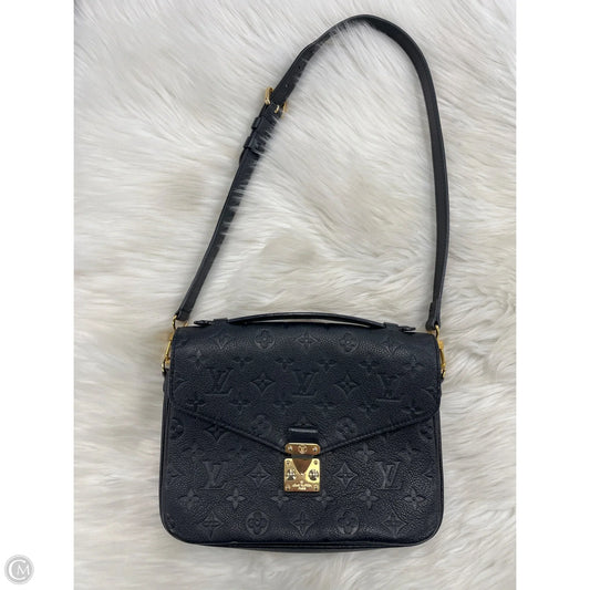 Handbag Luxury Designer By Louis Vuitton, Size: Medium