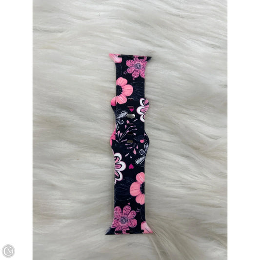 Accessory Label By Clothes Mentor, Size: Medium