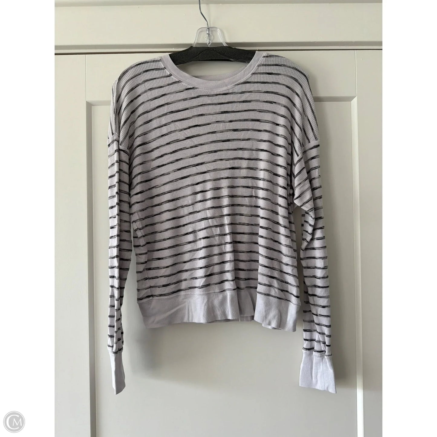 Top Long Sleeve By Michael Stars In White, Size: S
