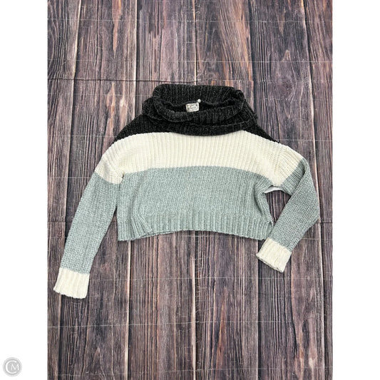 Sweater By Poof In Grey, Size: S
