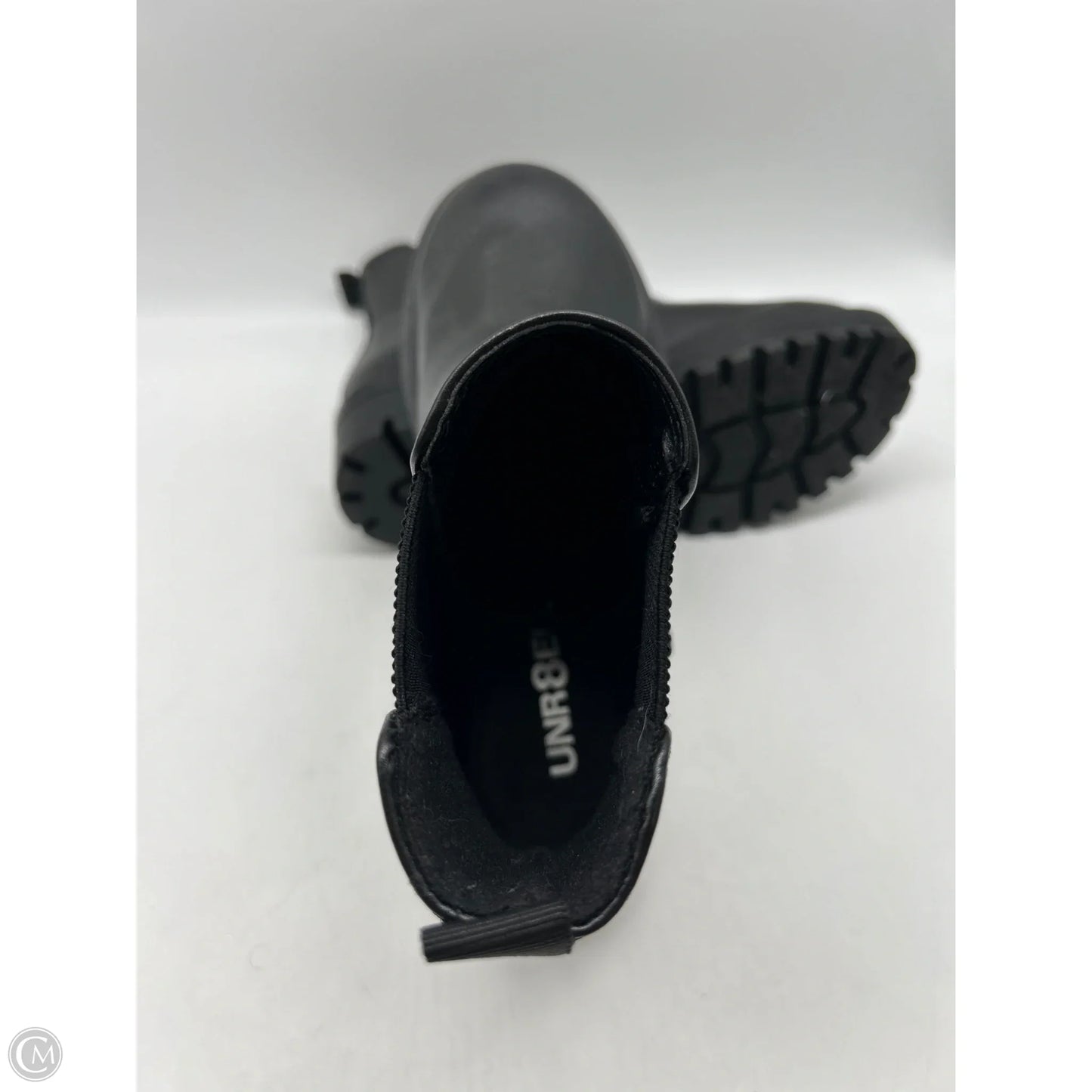 Boots Ankle Heels By Clothes Mentor In Black, Size: 7.5