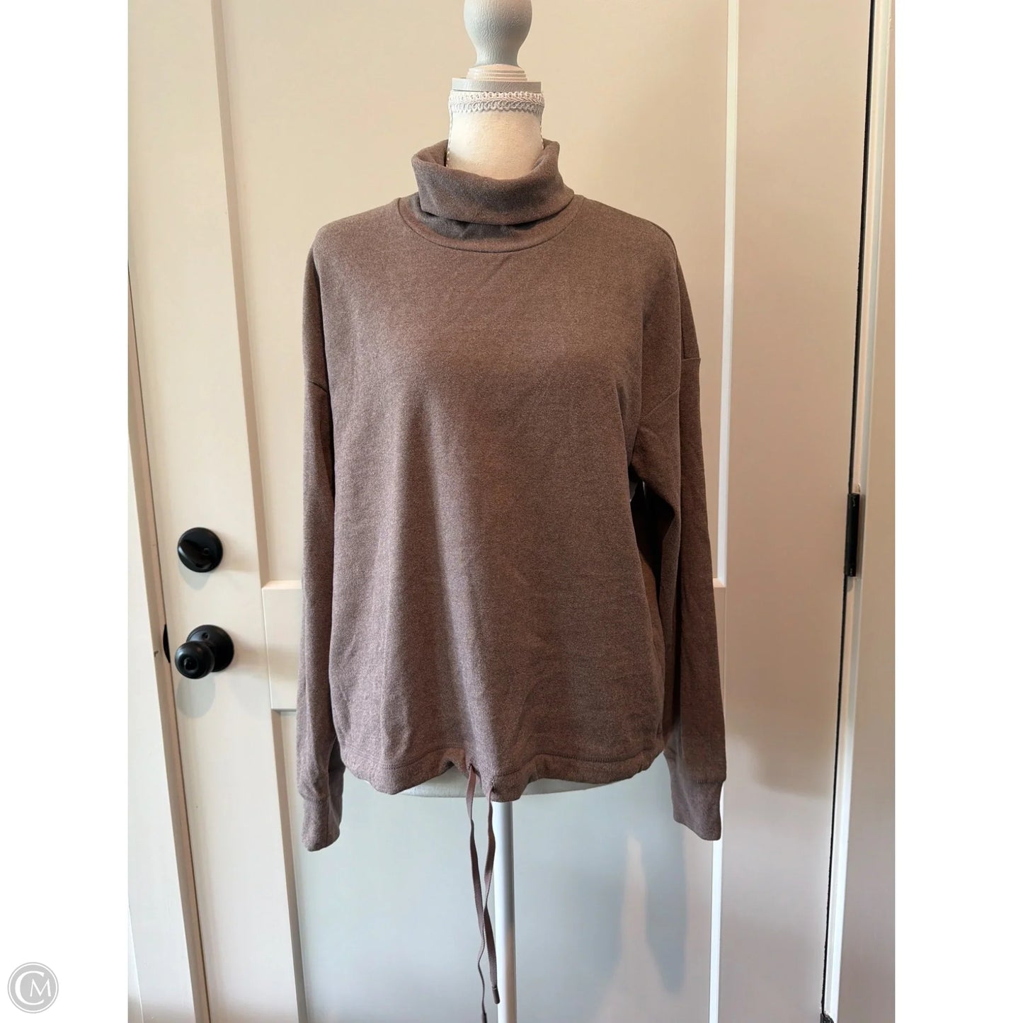 Sweatshirt Crewneck By Clothes Mentor In Brown, Size: S