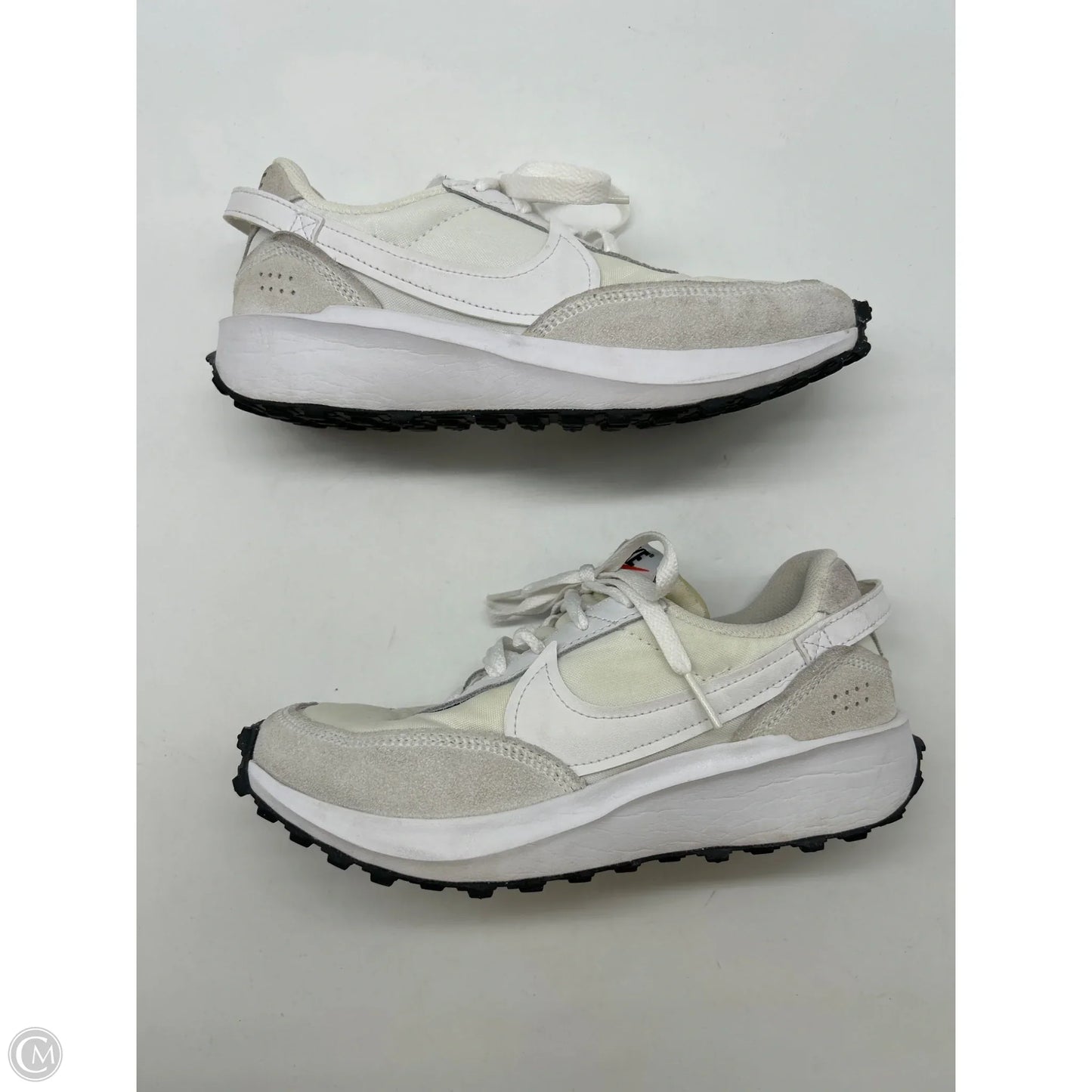 Shoes Athletic By Nike In White, Size: 6