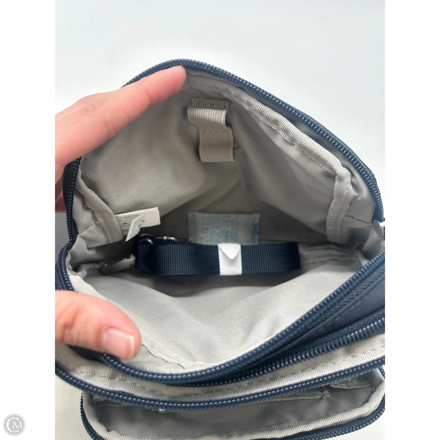 Crossbody By Baggallini, Size: Small