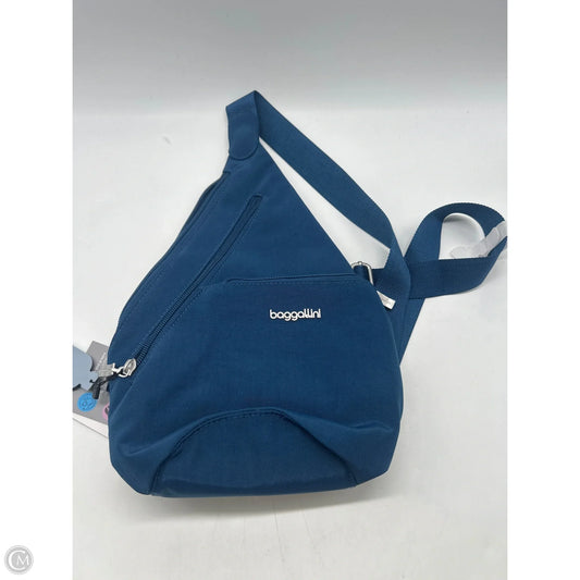 Crossbody By Baggallini, Size: Medium
