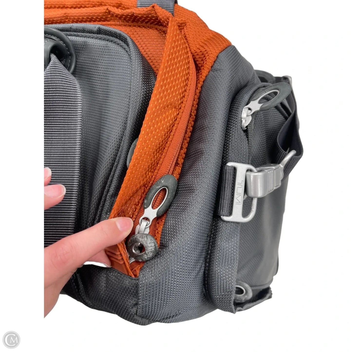 Duffle And Weekender Designer By Tumi, Size: Medium