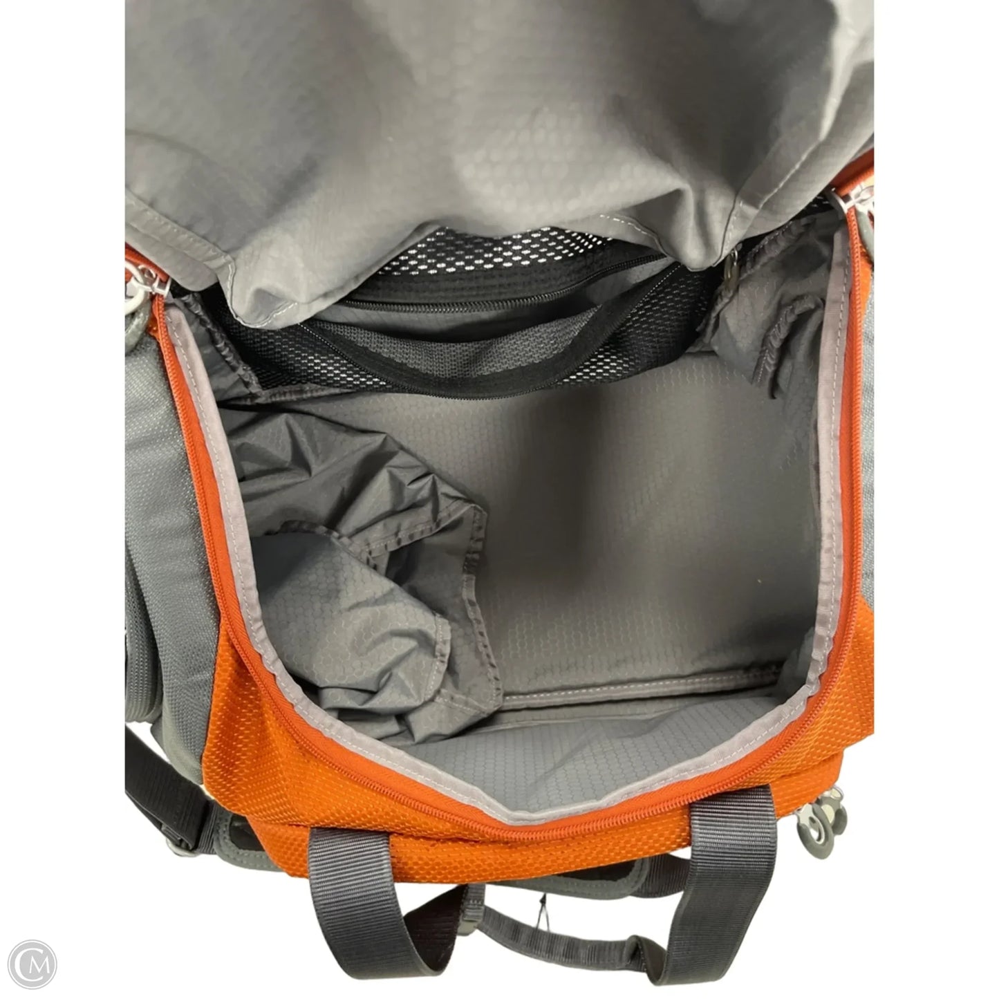 Duffle And Weekender Designer By Tumi, Size: Medium