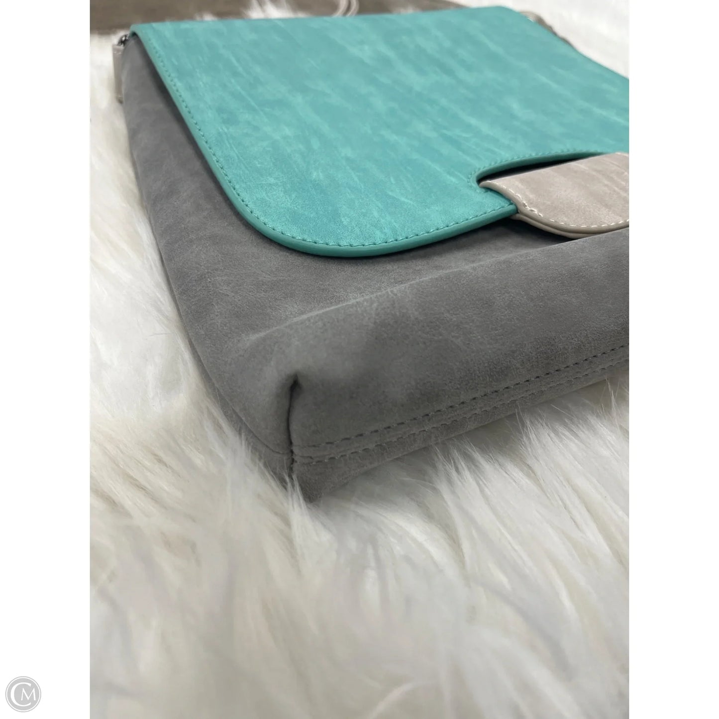 Handbag By Clothes Mentor, Size: Medium