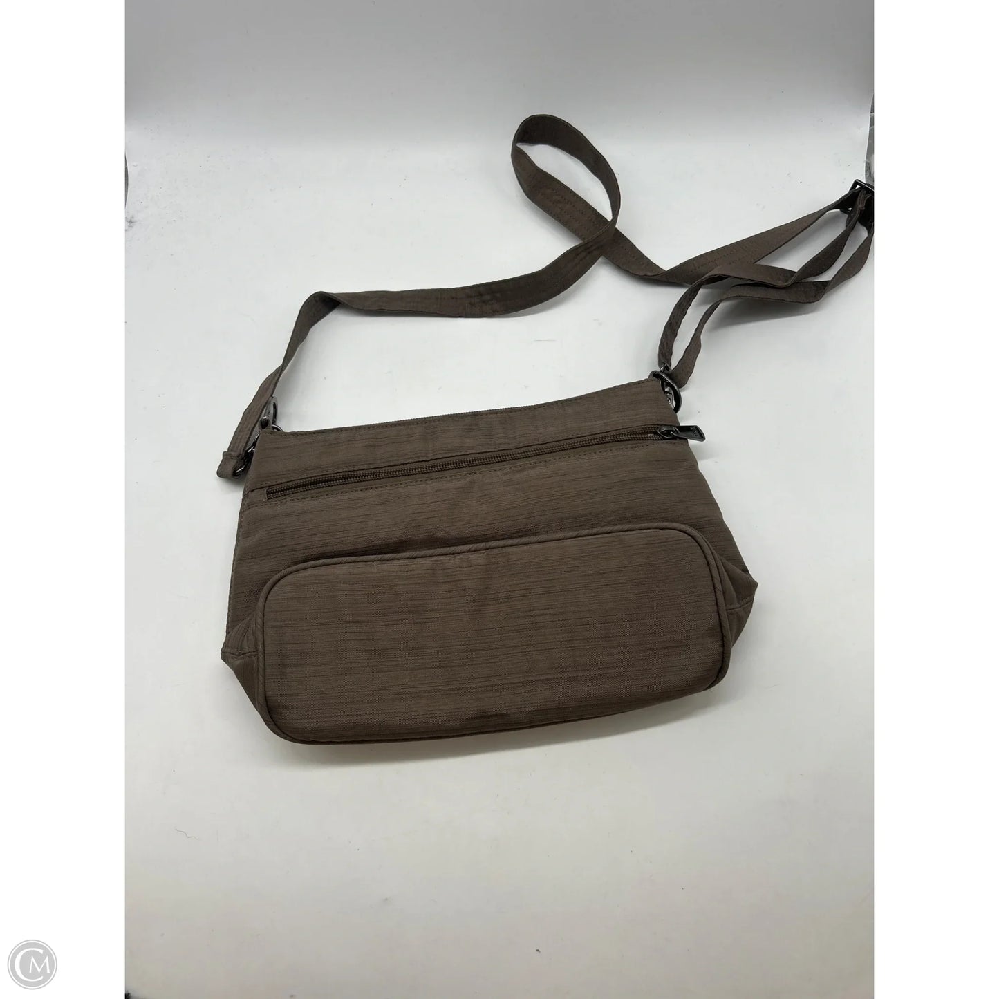Handbag By Lug, Size: Medium