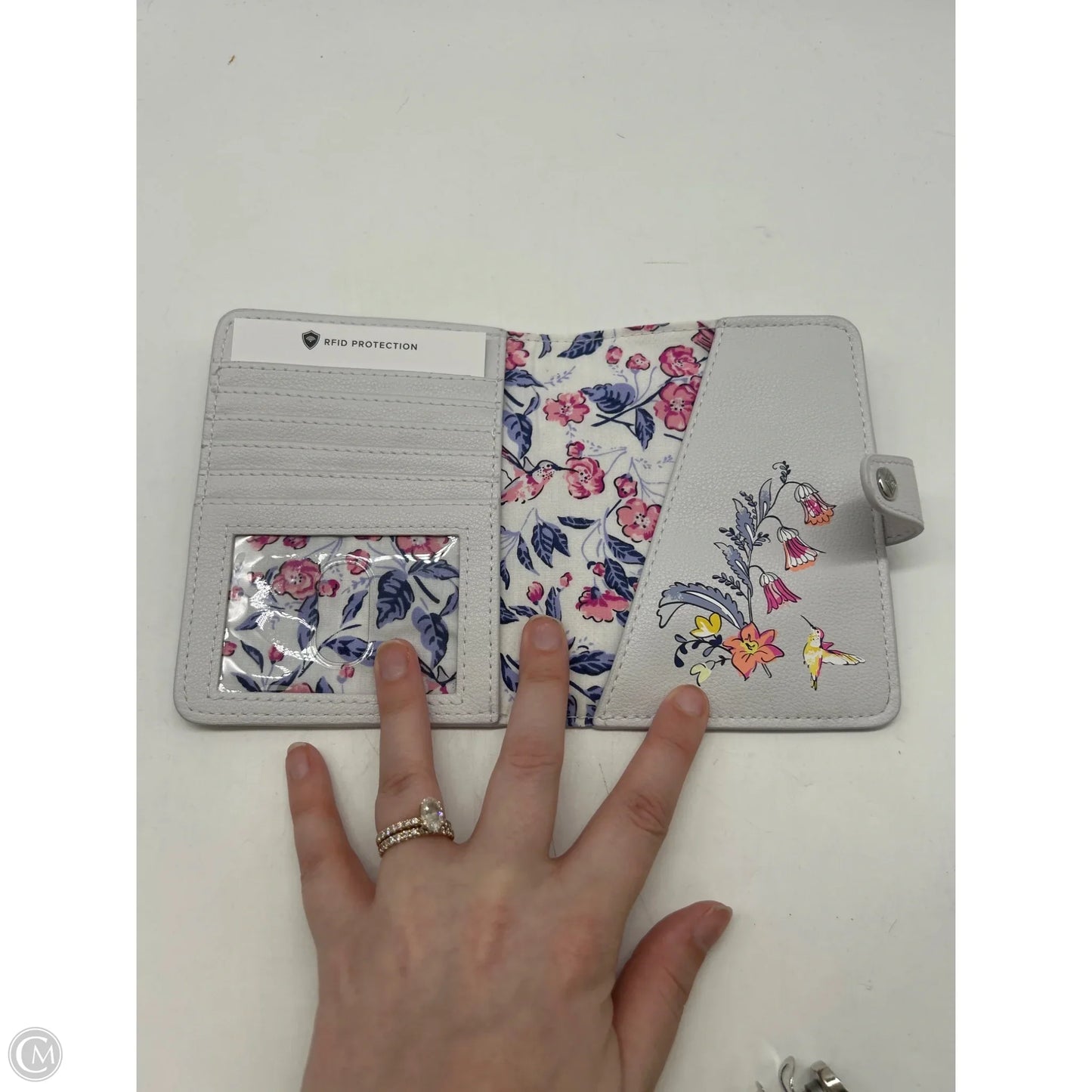 Wallet By Vera Bradley, Size: Medium
