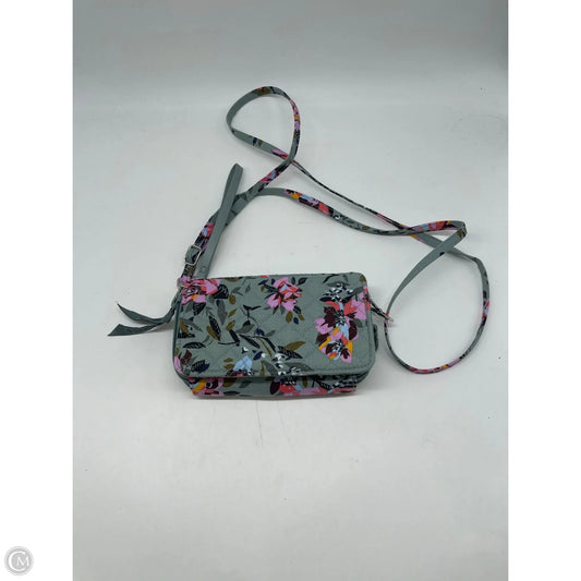 Handbag By Vera Bradley, Size: Small