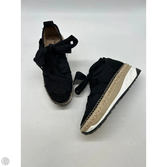 Shoes Heels Wedge By Free People In Black, Size: 6.5