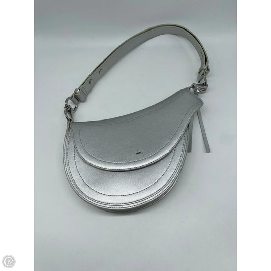 Handbag By Clothes Mentor, Size: Medium